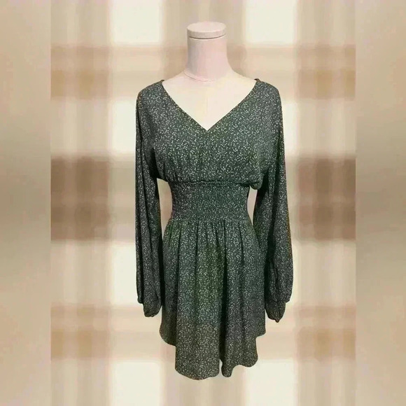 Women's Mini Dress Printed Smocked V Neck Fall Flowy Casual Mini Dresses - Picture 1 of 2